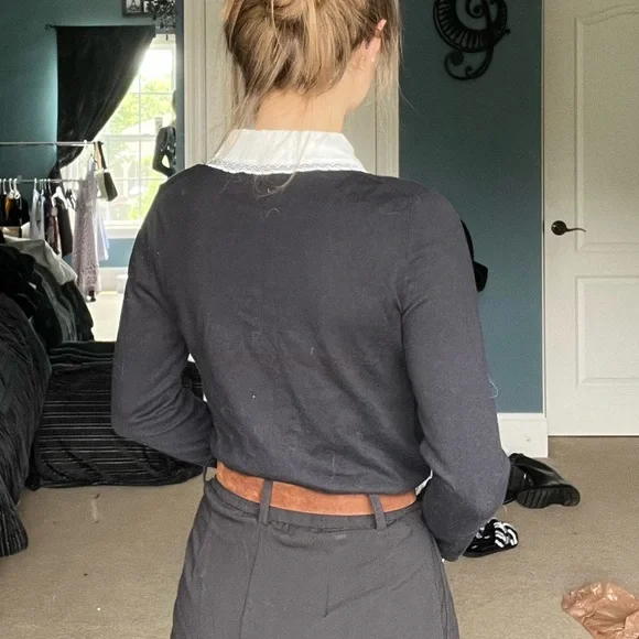 Black Talbots sweater with white collar - Picture 3 of 3